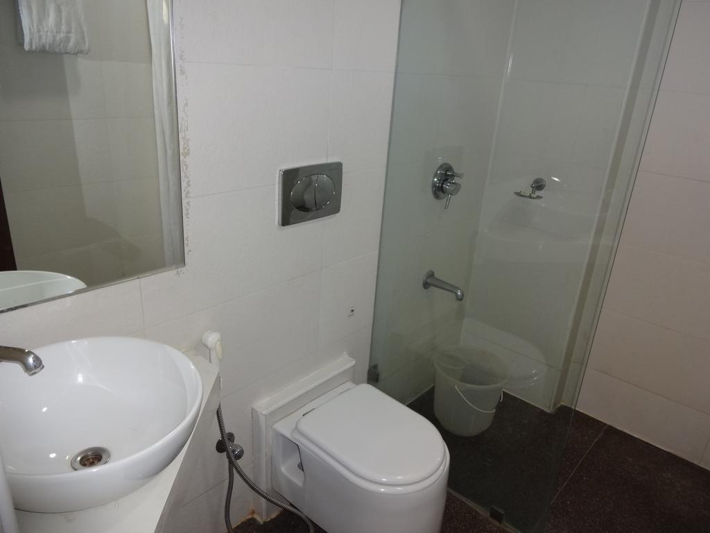 Continental Park Hotel Vijayawāda Cameră foto